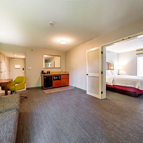 King Studio Suite - Non-Smoking