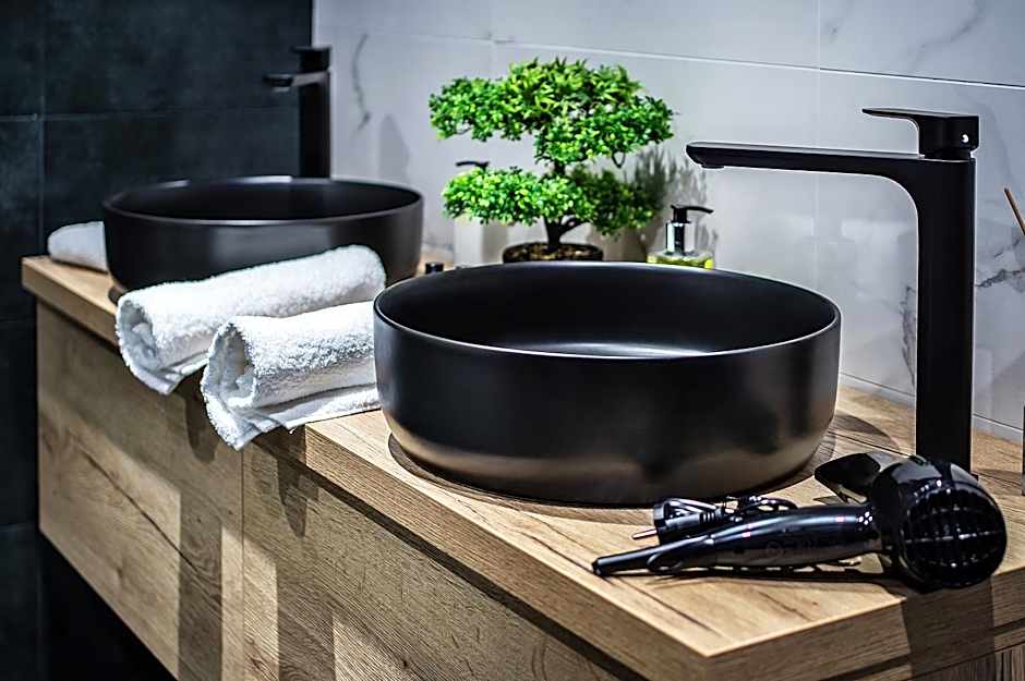 ELVIRA SELECTION by Lotus