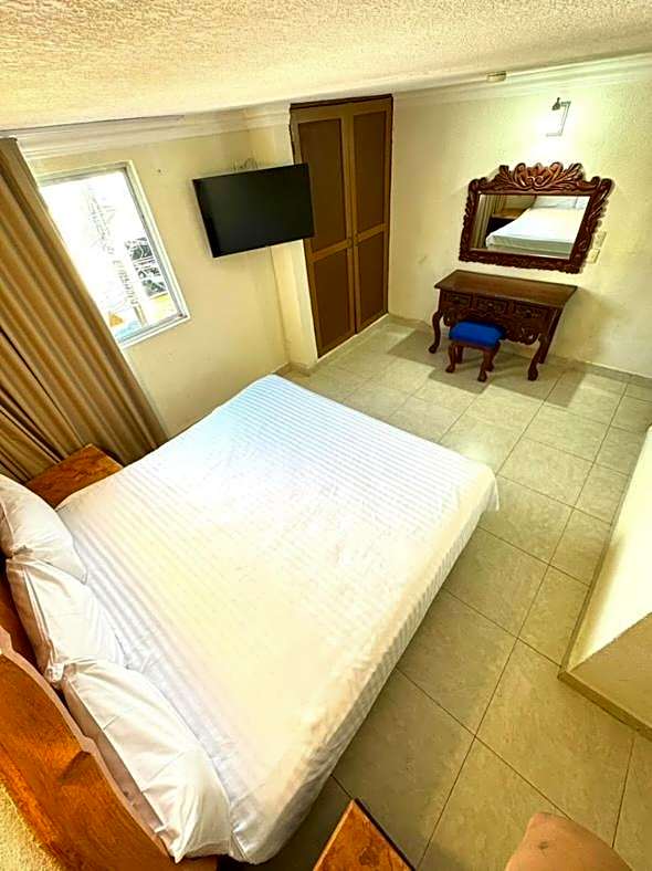 Suites Cancun Center