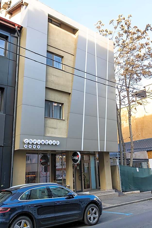 Hotel Christina Plus