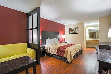 Red Roof Inn & Suites Scottsboro