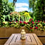 Booking Hotel & Spa