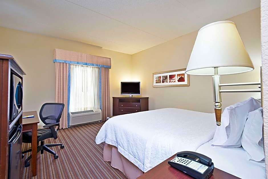 Hampton Inn By Hilton Gainesville-Haymarket