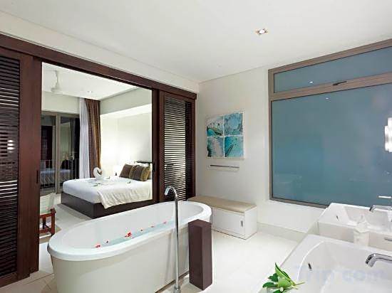 Baan Yamu Residences by RESAVA