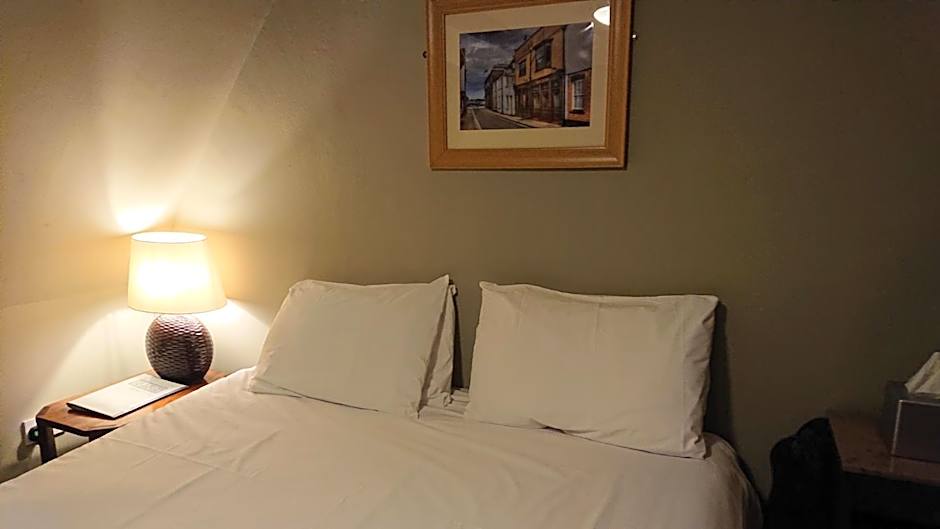 Alma Inn & Dining Rooms