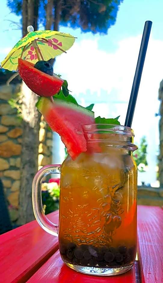 Tawerna Rataje Pokoje Gościnne