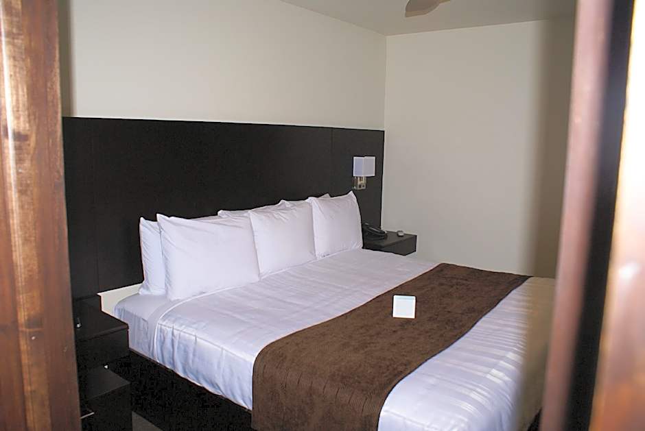 Boarders Inn & Suites by Cobblestone Hotels - Syracuse