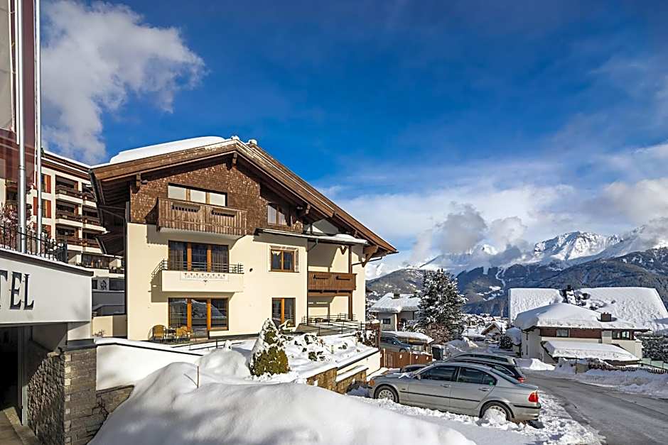 Apart-Hotel Aurora Fiss