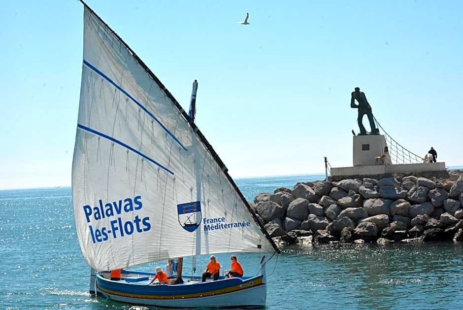 Le Grand Large Bord de Mer Hotel & Appartements