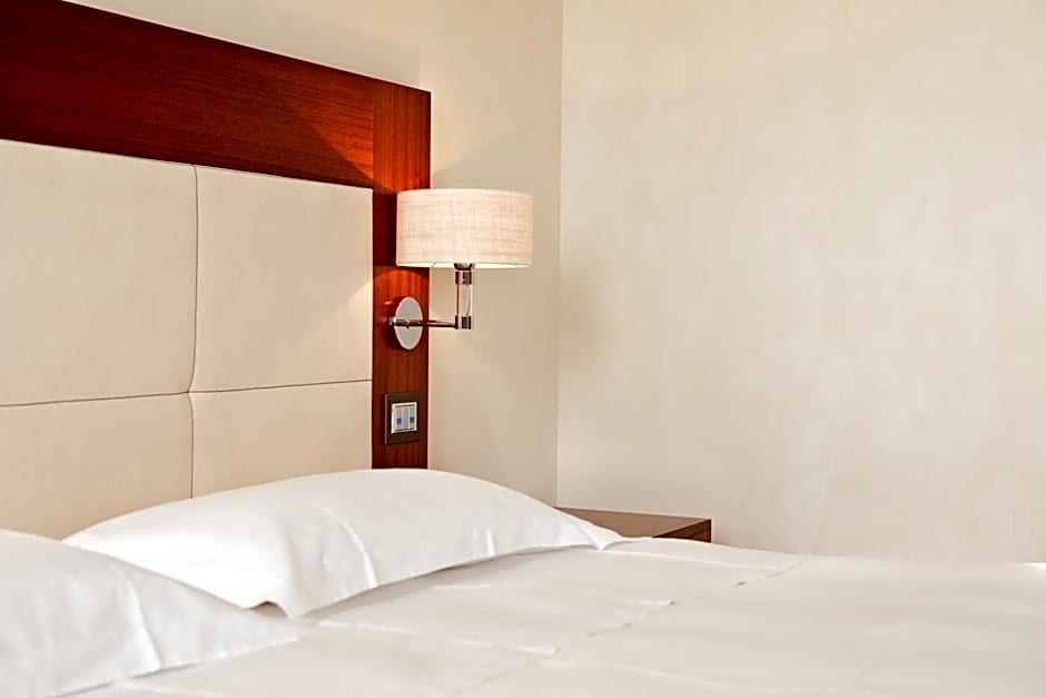 Al Tezzon Hotel