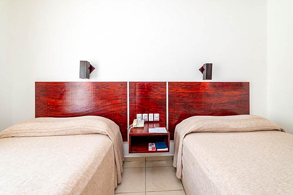 Hotel Castillo Huatulco & Beach Club