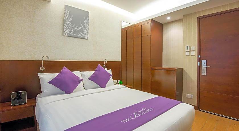 The Bauhinia Hotel-Tst