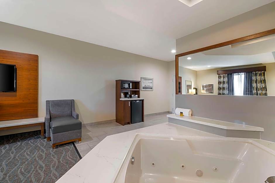 Best Western Plus Gardena Inn & Suites