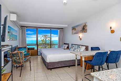 Premium Twin with Ocean View