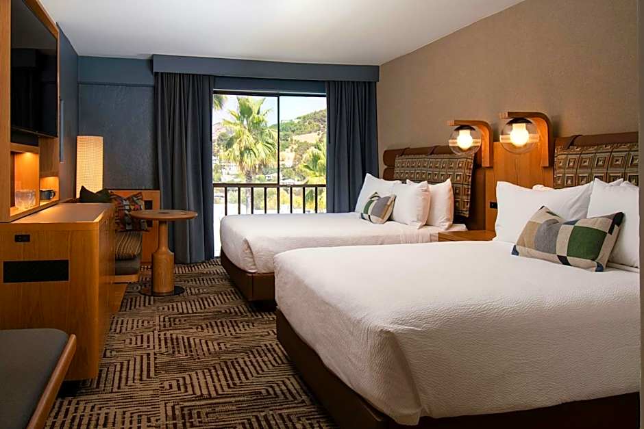 Marin Hilltop Hotel