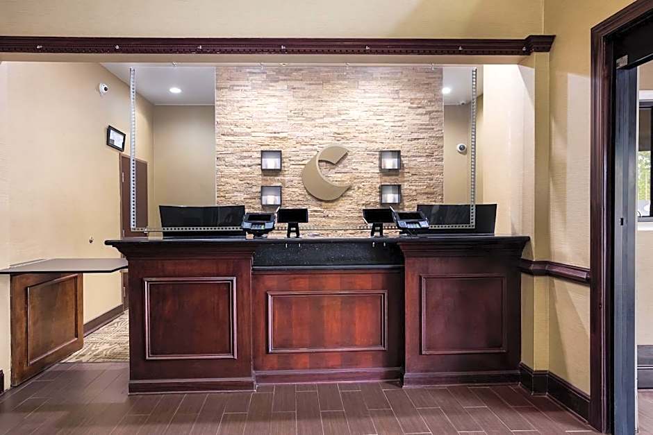 Comfort Inn and Suites 