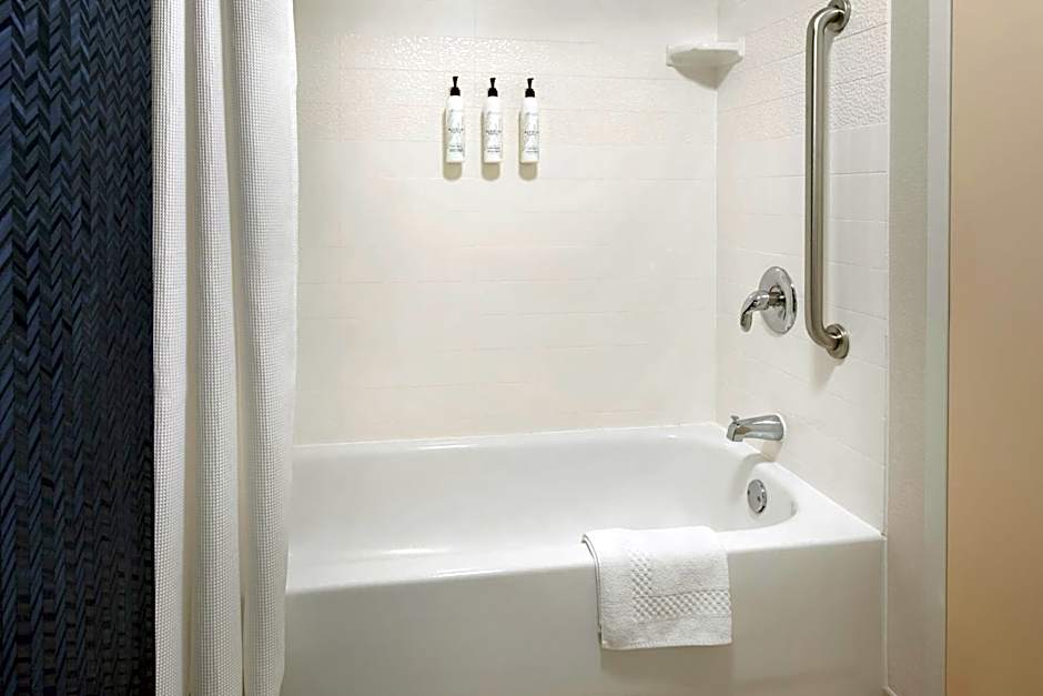 Fairfield by Marriott Inn & Suites Wallingford New Haven