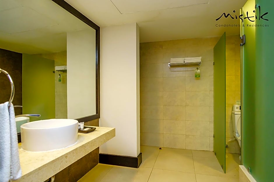 Aldea Thai Luxury by Mistik