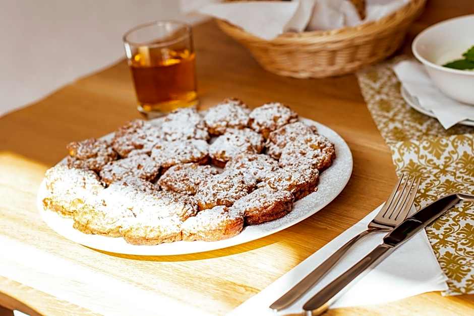 zámek Kolštejn - hotel Chateau Goldenstein