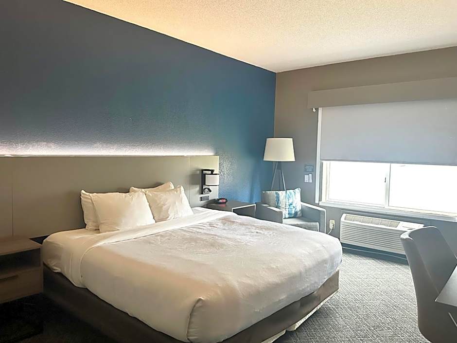 Comfort Inn & Suites Calhoun South