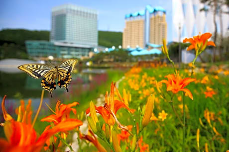 High1 Grand Hotel Main Tower (Kangwonland Hotel)