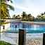 R'Holistay Azure North KING SIZE BED & Wave POOL