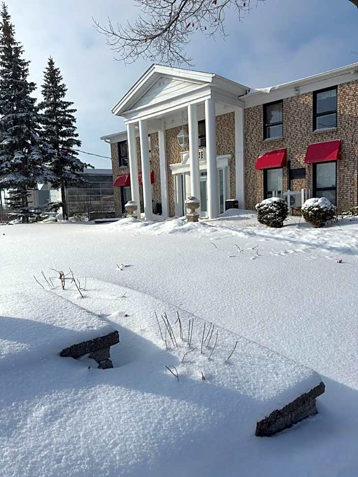 Econo Lodge Brossard