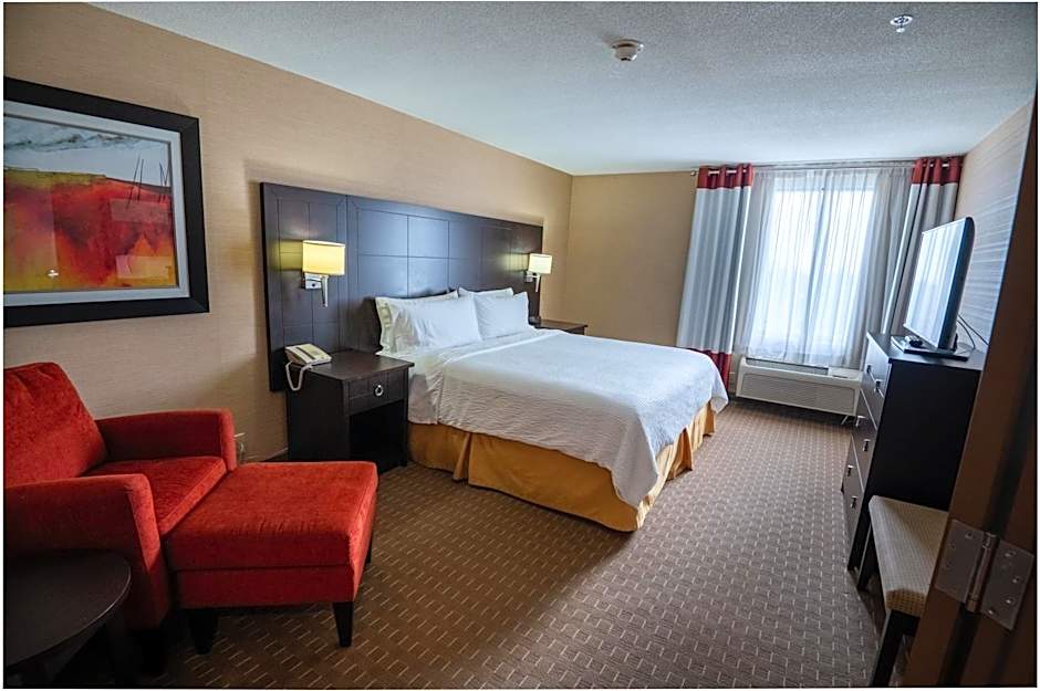 Holiday Inn Express Hotel & Suites Chatham South By IHG