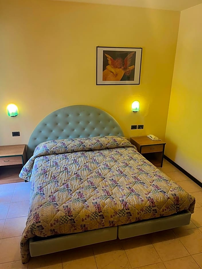 Hotel Ristorante Montenerone