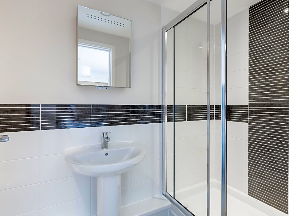 HOF Apartments Central Gate - Newbury