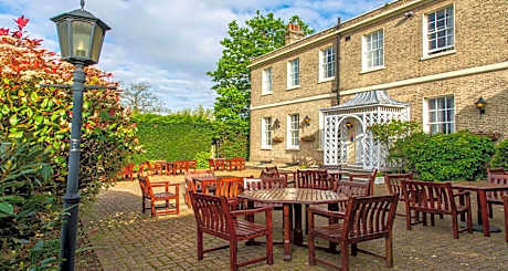 London Chigwell Prince Regent Hotel, BW Signature Collection