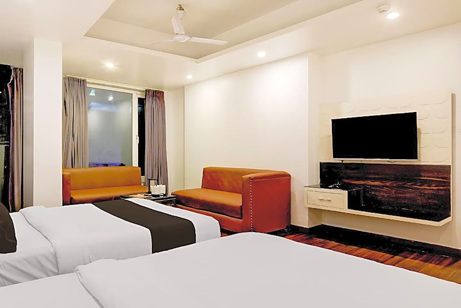 Super Townhouse Oak New Delhi Central Railway Junction Formerly Uppal International