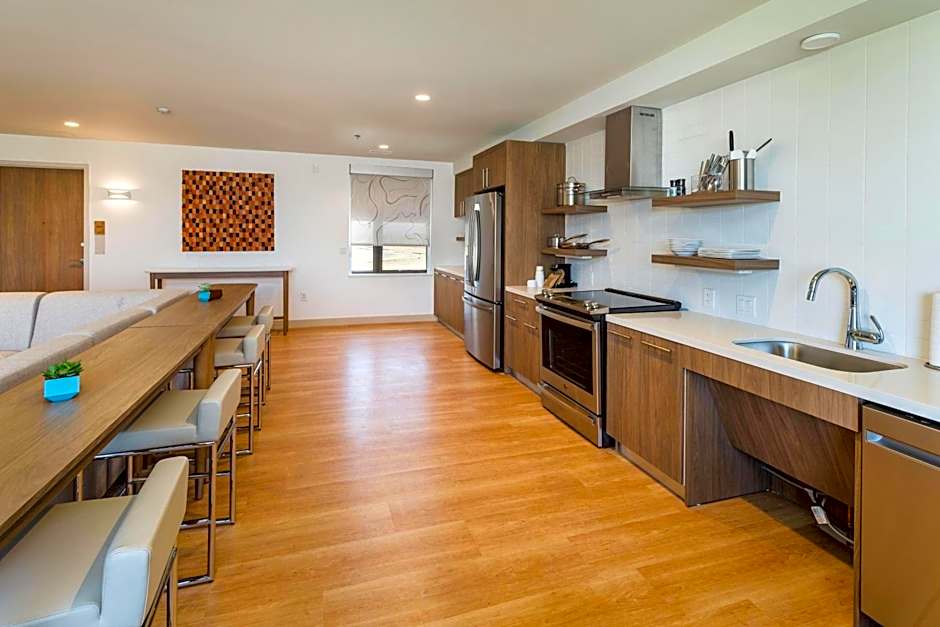 Element Denver International Airport