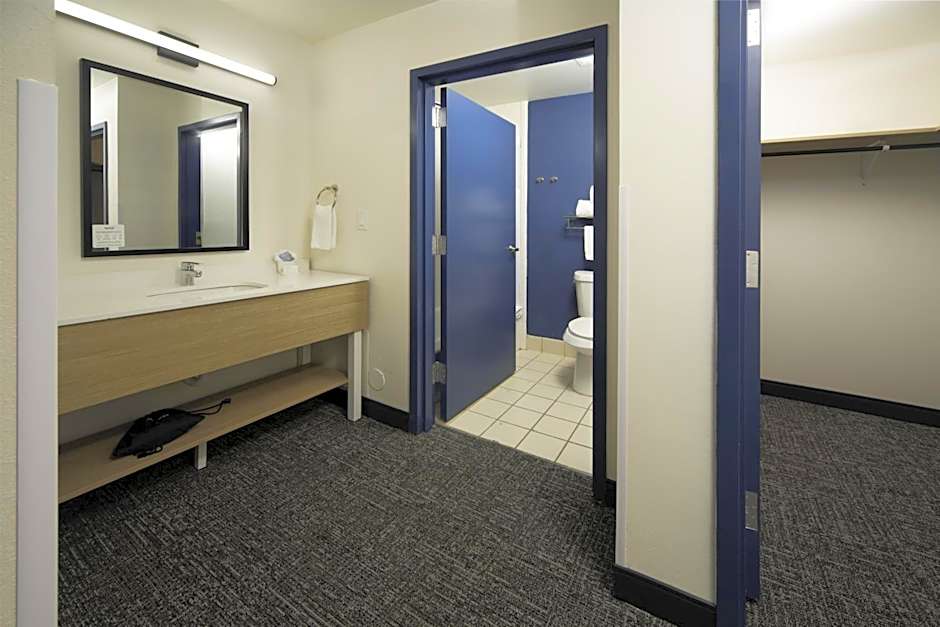 Spark by Hilton Amarillo East