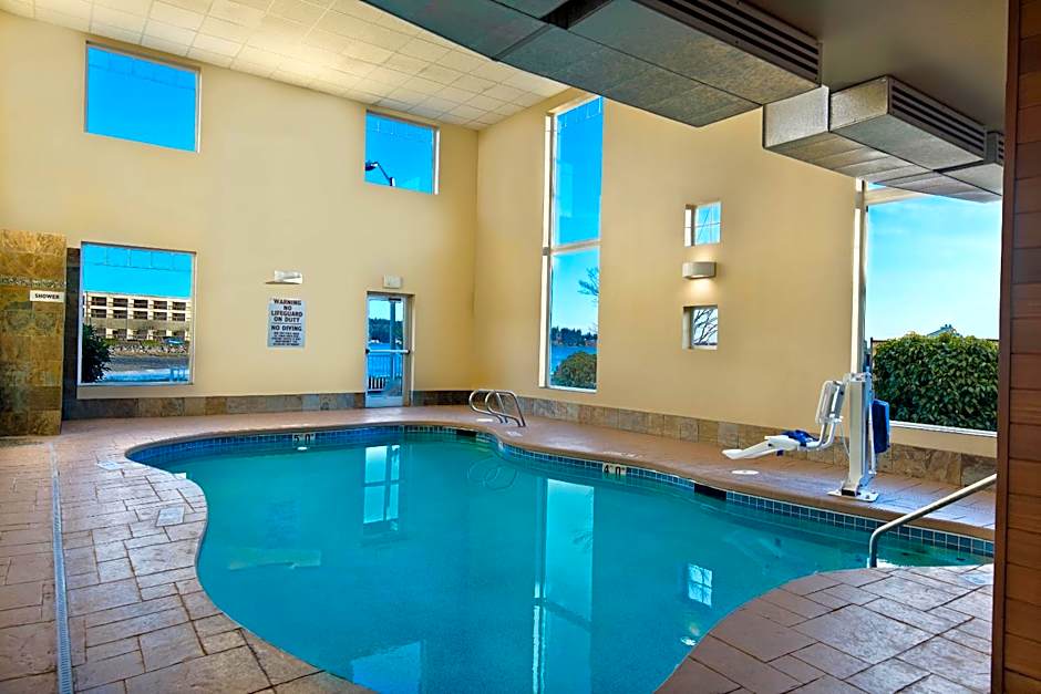 Oxford Suites Silverdale