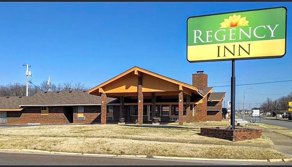 Regency Inn Iola