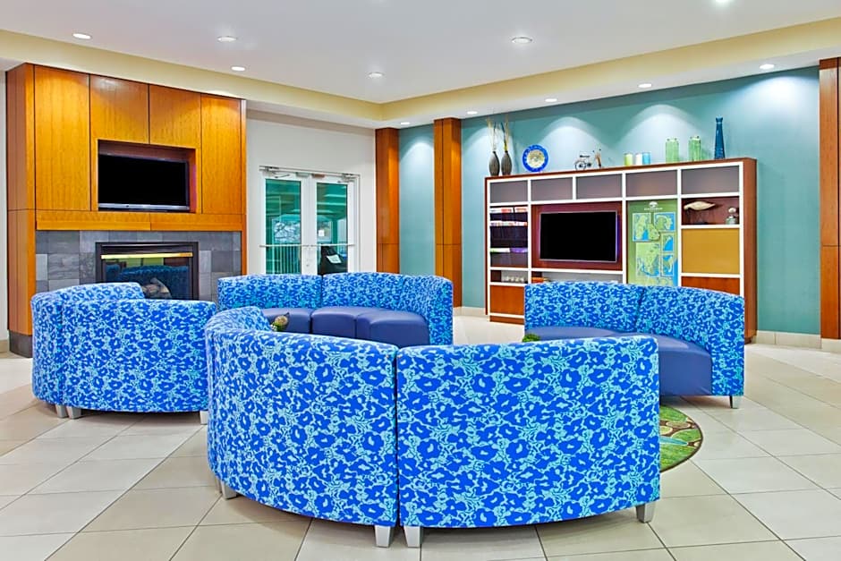 DoubleTree by Hilton Brunswick