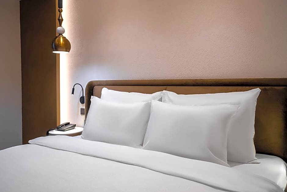 Smart and Simple Hotel Karakoy