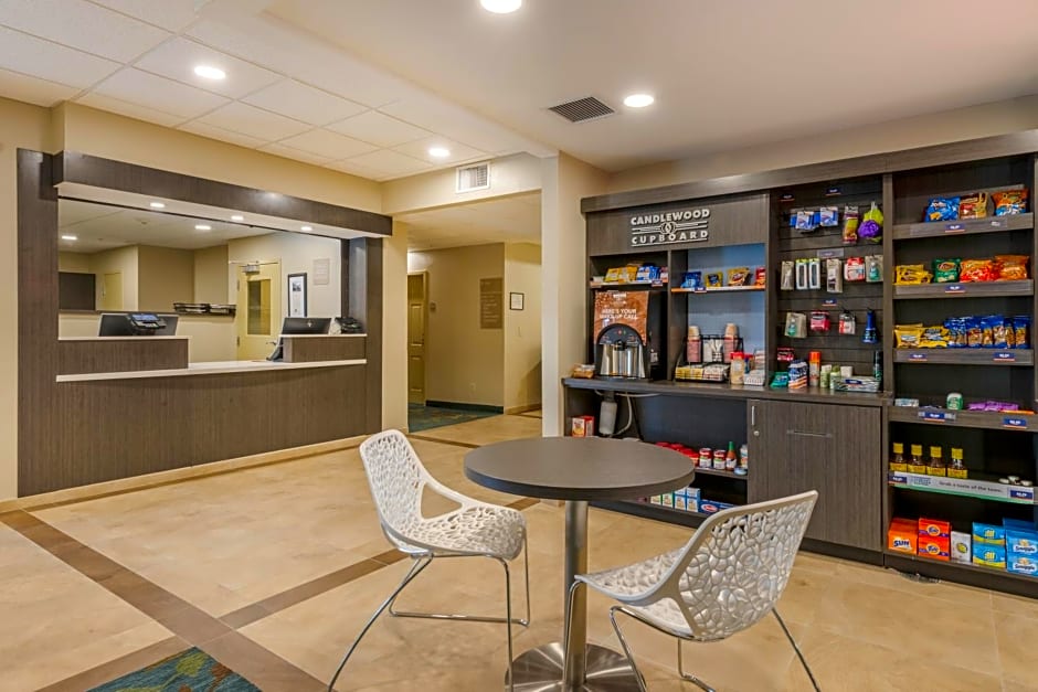 Candlewood Suites Fort Myers Interstate 75, an IHG Hotel