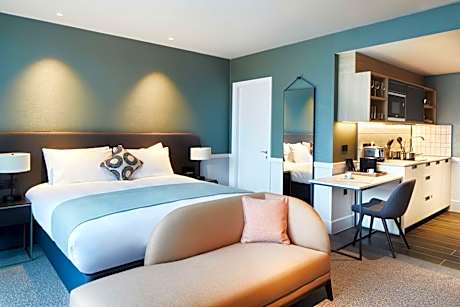 King Studio with Kitchenette