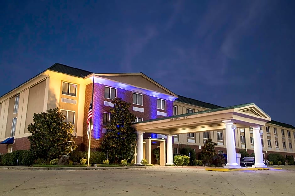 Holiday Inn Express Hotel and Suites Oxford