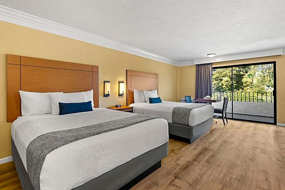 Travelodge by Wyndham San Clemente Beach