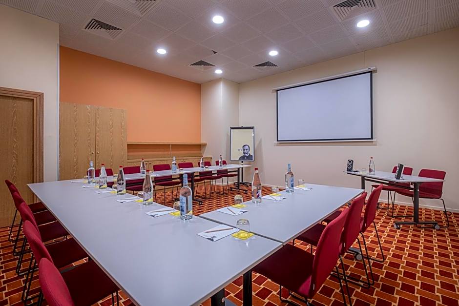 Golden Tulip Villa Massalia