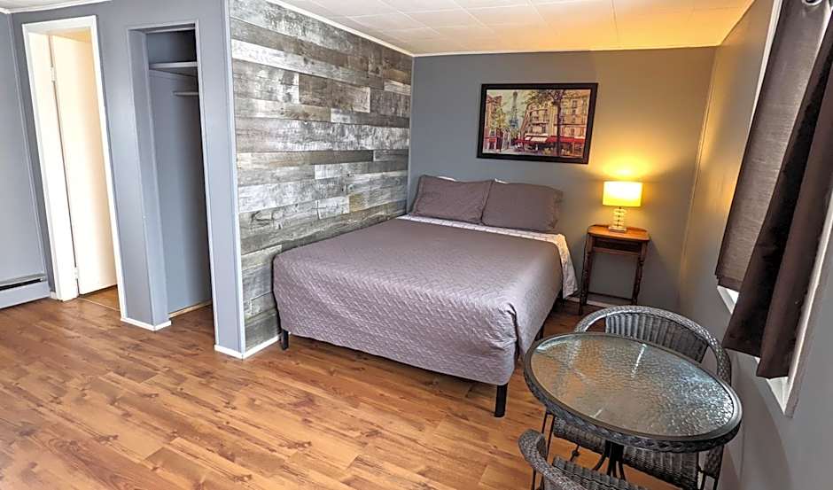 Deerview Lodge & Cabins - Princeton BC