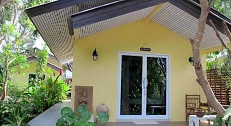 Baan Suan Phidchamika