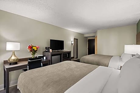 2 Double Beds Nonsmoking