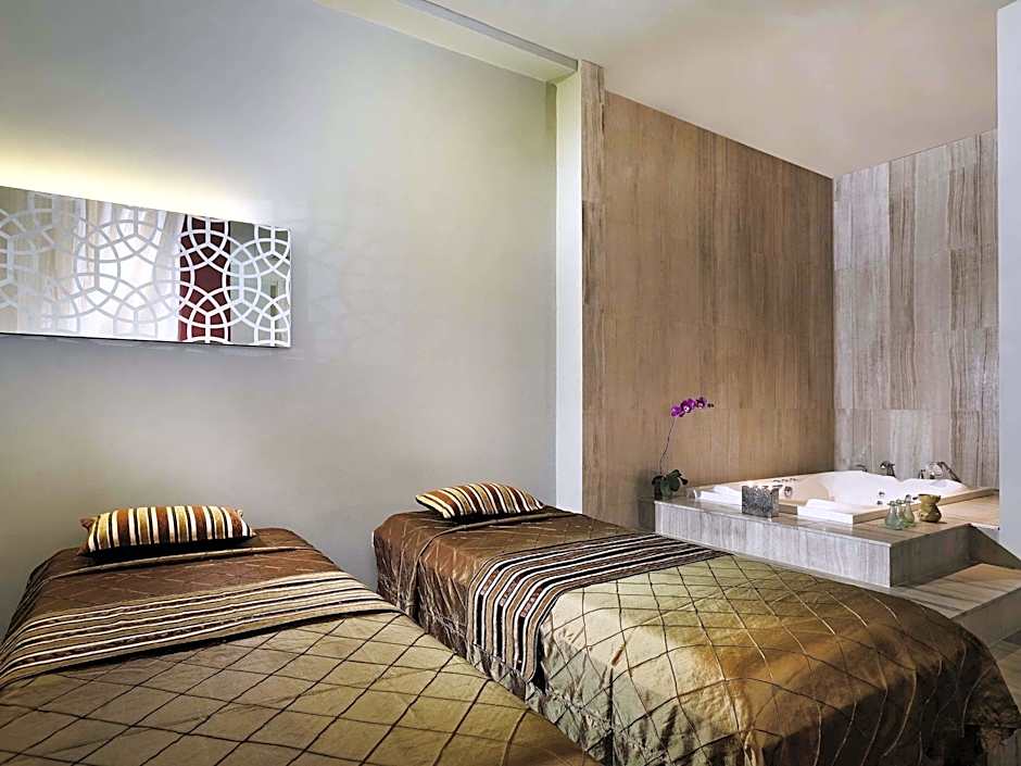 Novotel Jakarta Gajah Mada Hotel