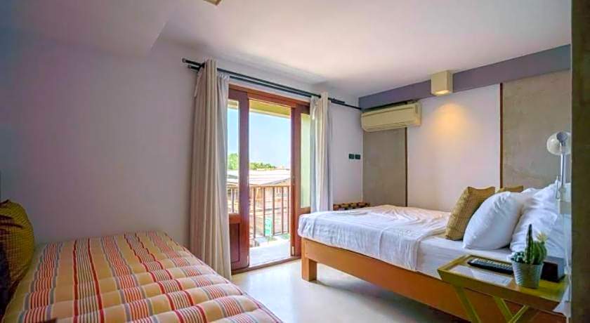 Chic Chiangkhan Hotel