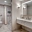 Best Western Plus Miamisburg-Dayton Suites, Banquets & Hotel