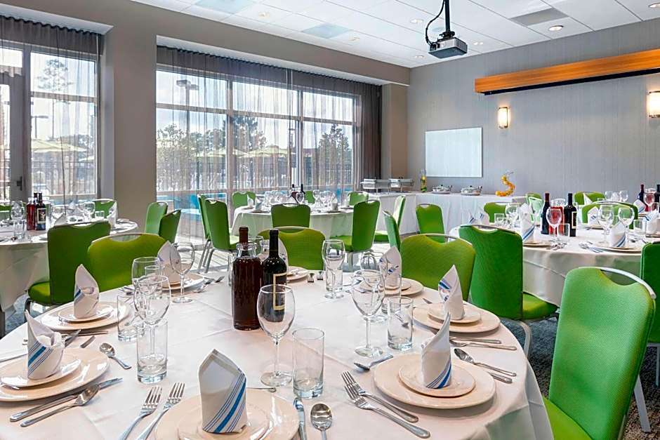 SpringHill Suites by Marriott Orange Beach at The Wharf